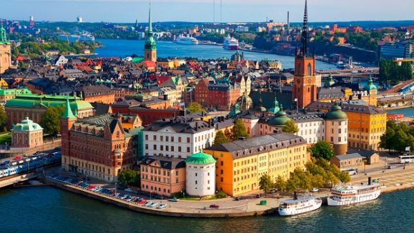 Royal Jordanian will launch a new direct service to Denmark's capital, Copenhagen, as of June 3, 2018.

