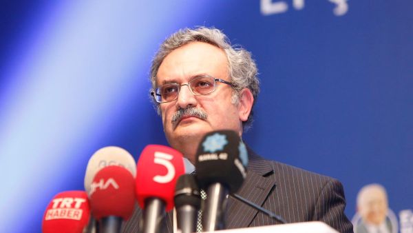 Muhammad Syrus Sajjad Qazi  (Twitter)