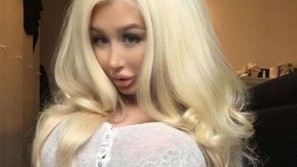 Amanda Ahola (Twitter)