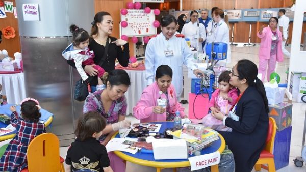 The play therapy program is the first of its kind in Qatar and uses puppets, props, and toys to help children understand their illness and express any fears they may have about treatment.