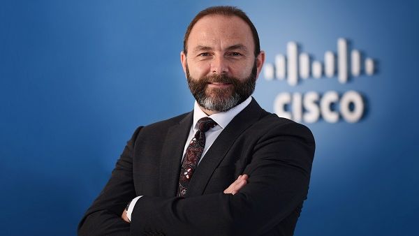 ديفيد ميدز، نائب الرئيس لمنطقة الشرق الأوسط وإفريقيا لدى سيسكو