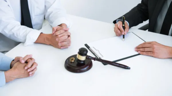 من الأسباب التي تؤدي إلى الطلاق قلة الخبرة بشؤون الزواج