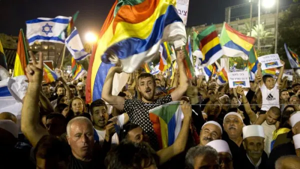 At least 50,000 partake in Druze-led protest against contested nation-state law (Twitter)