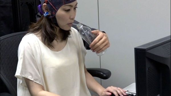 Robotic Third Arm (Twitter)