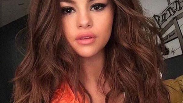 Selena Gomez (Twitter)