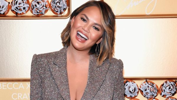 Chrissy Teigen (Twitter)