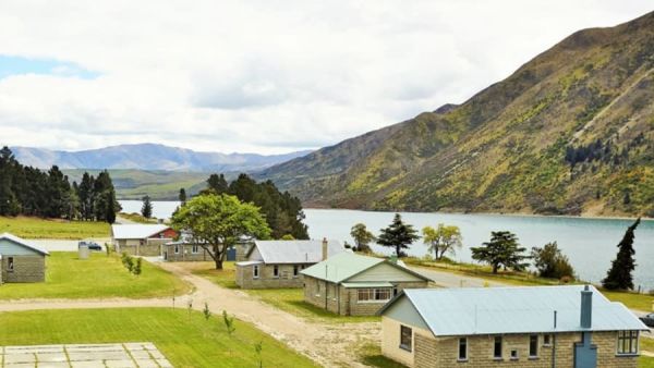 Lake Waitaki Village (Twitter)