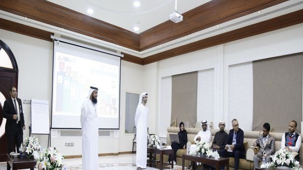خلال مجموعة التركيز