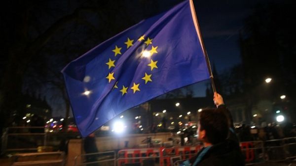 The European Union has announced the extension of sanctions against Syrian authorities until June 1, 2018. (Daniel Leal-Olivas/ AFP) The European Union has announced the extension of sanctions against Syrian authorities until June 1, 2018. (Daniel Leal-Olivas/ AFP)
