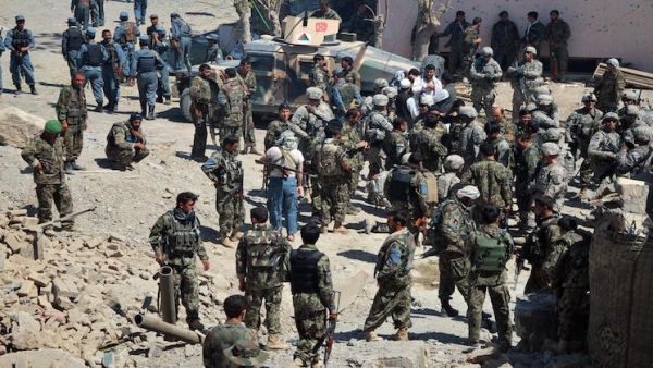 ضربة جوية أميركية تقتل بالخطأ أفرادا من قوات الأمن الأفغانية

