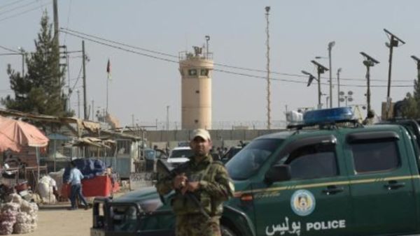 انتشار للقوات الامنية الافغانية قرب قاعدة باغرام

