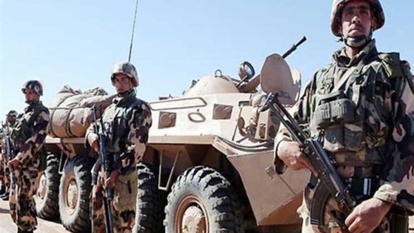 ارشيف/ افراد من الجيش الجزائري