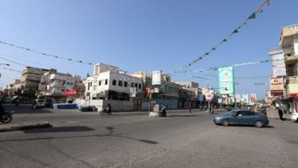 مشهد لشارع في مدينة الحديدة
