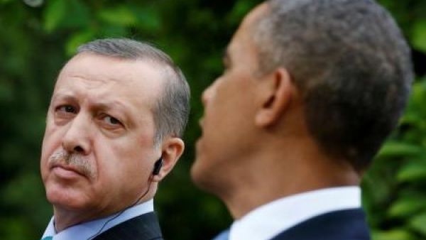 الرئيس التركي رجب طيب إردوغان (يسارا) والرئيس الأمريكي باراك أوباما 
