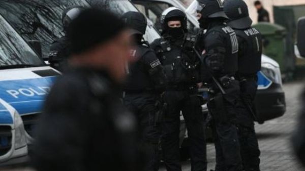 عملية للشرطة الخاصة الالمانية في فرانكفورت

