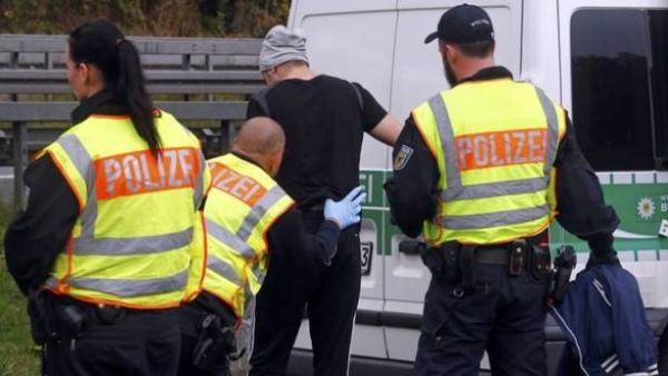 هجوم بالسكين في المانيا يسفر عن مقتل شخص وجرح ثلاثة

