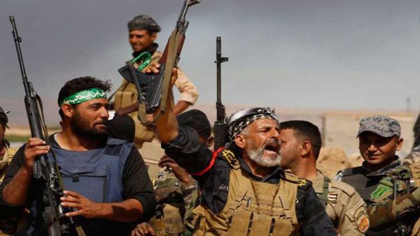 عناصر من مليشيا الحشد الشعبي الشيعية في العراق