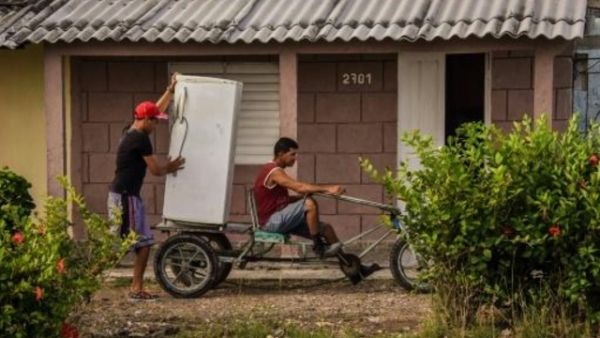 كوبا تعلن حالة "الإنذار" بسبب الإعصار إيرما
