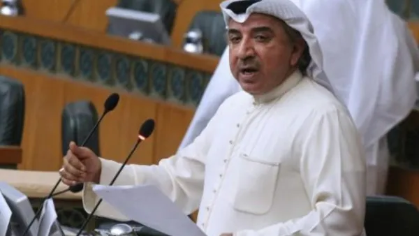 النائب الشيعي السابق المثير للجدل عبد الحميد دشتي
