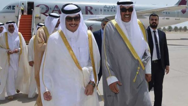 وزير خارجية قطر يصل الكويت في زيارة رسمية غير معلنة