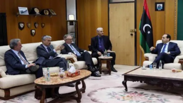 سفراء بريطانيا وفرنسا واسبانيا يزورون طرابلس الليبية للمرة الاولى منذ 2014
