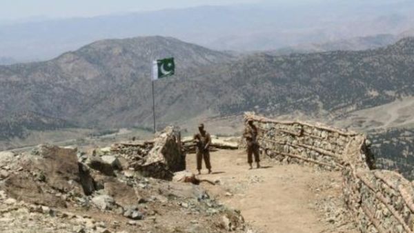 جنود باكستانيون اثناء الحملة لمكافحة المتطرفين الاسلاميين في المناطق القبلية في شمال غرب البلاد
