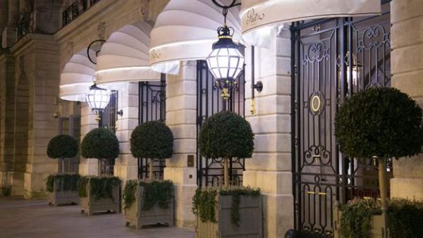 "سرقة مجوهرات" أميرة سعودية في باريس
