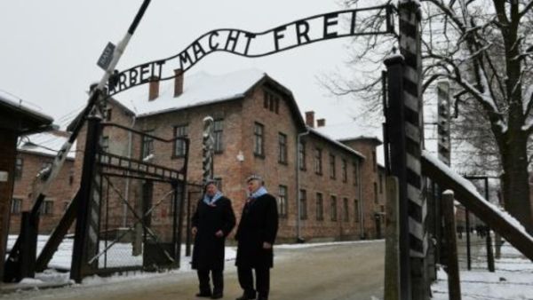 معسكر اوشفيتز
