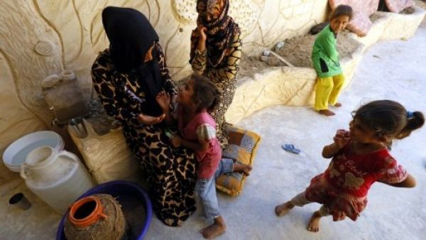 مدنيون يفضلون البقاء في الرقة رغم الخطر
