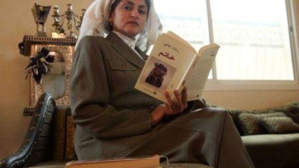 الناشطة السعودية هتون الفاسي
