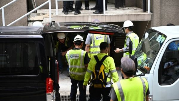 إخلاء فندق في سنغافورة بعد انفجارات وحريق

