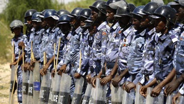 عناصر من قوات مكافحة الشغب السودانية