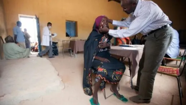 اطباء السودان يضربون عن العمل مطالبين بتحسين اوضاعهم وبحمايتهم