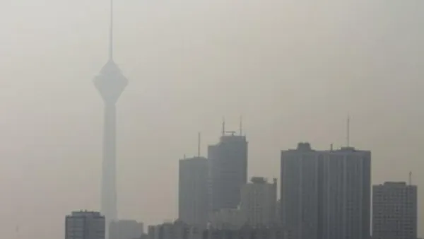 اغلاق المدارس الاثنين في طهران بسبب التلوث