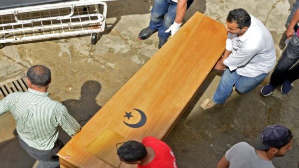 إقالة 17 مسؤولا في الحرس البحري التونسي بعد غرق مركب مهاجرين