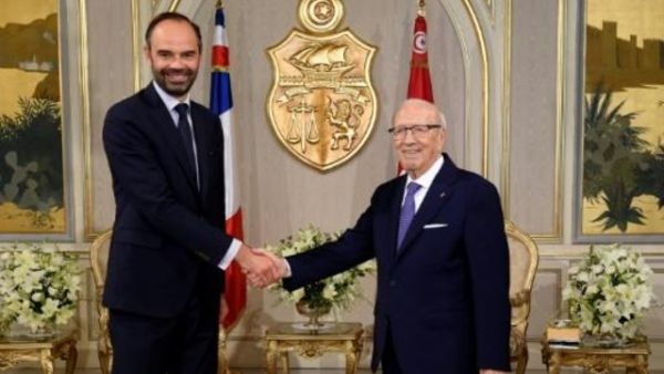 رئيس الوزراء الفرنسي ادوار فيليب يلتقي الرئيس التونسي الباجي قائد السبسي

