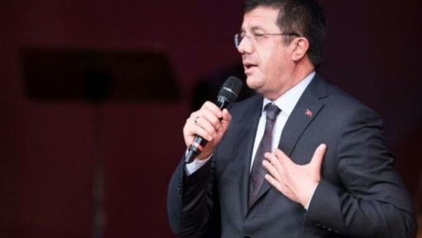 وزير الاقتصاد التركي نهاد زيبقجي
