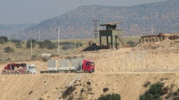 تركيا تشيد جدارا امنيا على حدودها مع ايران

