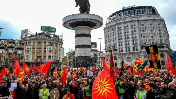 Macedonian non-governmental organizations are protesting ongoing talks on the name of their country, accusing Greece of committing “human rights violations". (AFP/ File Photo)