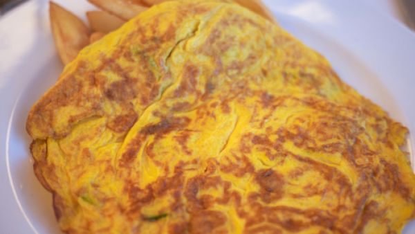 أومليت البيض بالبطاطس