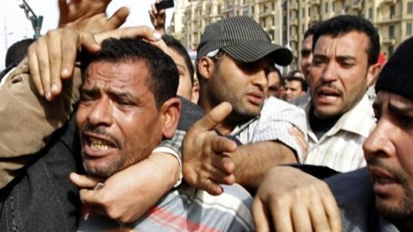 فرنسا تدعو إلى انبثاق القوى الديمقراطية