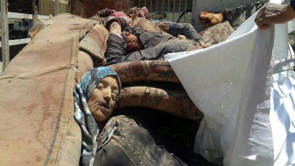 Bodies are seen in the back of a pick-up truck as it arrives in the eastern Lebanese city of Baalbek. The bodies of six Syrians killed near the border with Lebanon were transported into the country along with nine injured people, a Lebanese military source told AFP (AFP/STR)