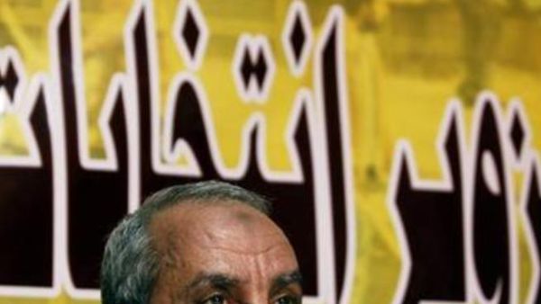 محمد بديع المرشد العام لجماعة الاخوان المسلمين في مؤتمر صحفي في القاهرة