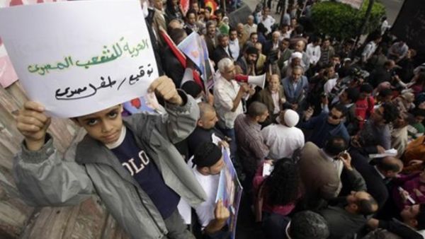 الحزب الوطني الذي يقوده مبارك، ضمن أكثر من 95 بالمئة من المقاعد
