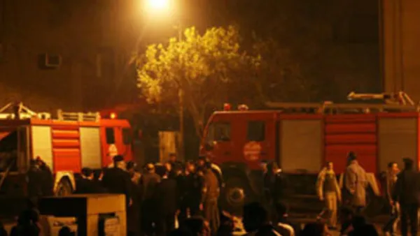 قتل تسعة اشخاص واصيب اكثر من 140 اخرين مساء السبت في مواجهات بين مسلمين ومسيحيين في القاهرة