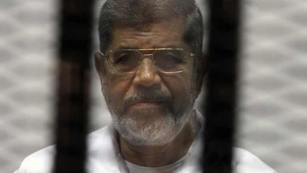 A panel of UK legislators and attorneys says that Ex-Egyptian president Morsi is estimated to face death over tough prison circumstances. (AFP/ File Photo)