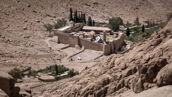 A picture taken on April 16, 2017 shows a general view of the Monastery of St. Catherine in Egypt's south Sinai, where a policeman was killed and three others wounded on April 18, 2017. (AFP/Pedro Costa Gomes)