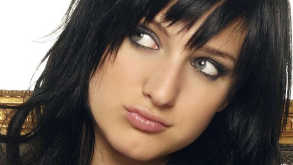 النجمة الأميركية، آشلي سيمبسون