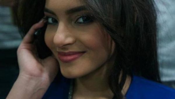 الفنانة كارمن سليمان