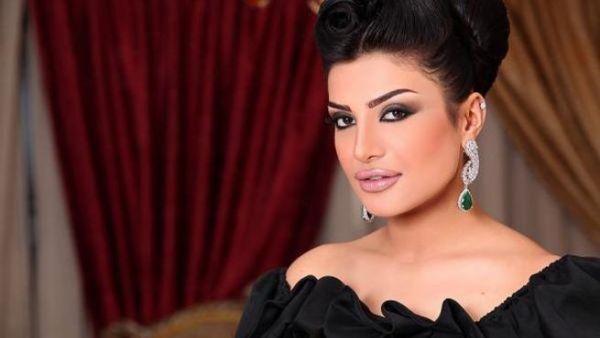 الفنانة أمل العوضي